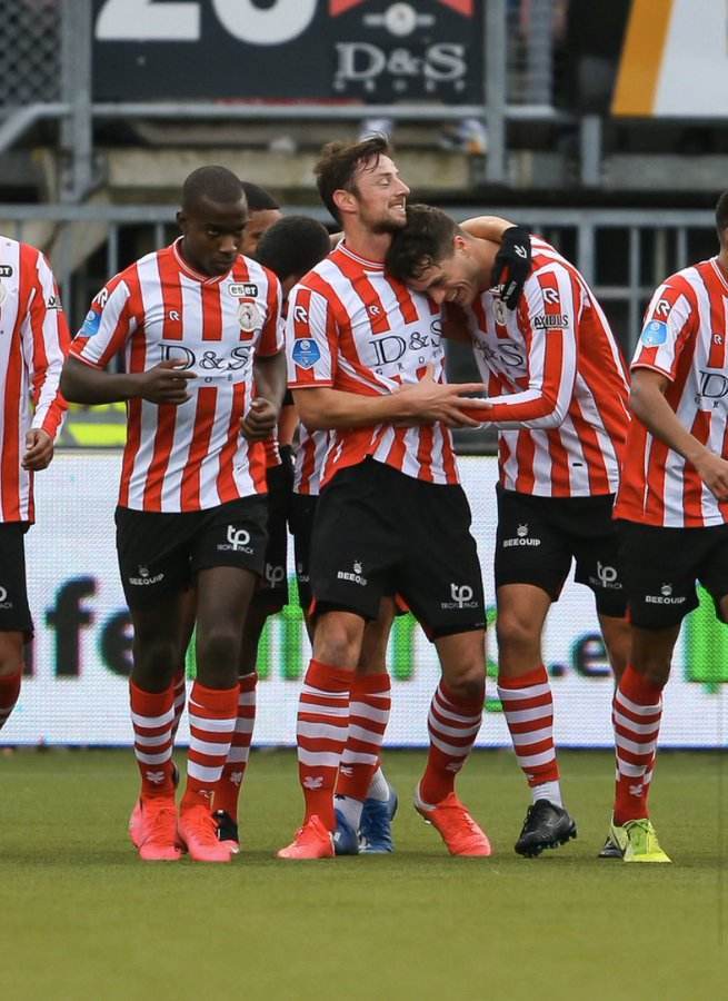 → 辩护人：李铁还没被剪去头发,他今天情绪稳定、表达清晰.